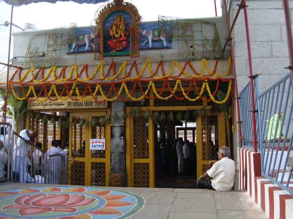 Tirupati Balaji Sarva Darshan (Free) — Complete Guide 2026